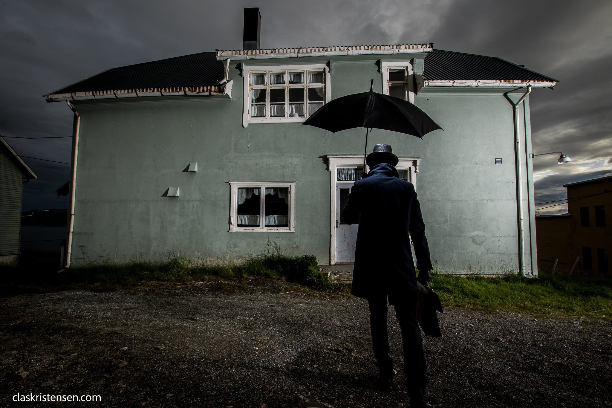 Mann med hatt - "Sound Of Gravel"
